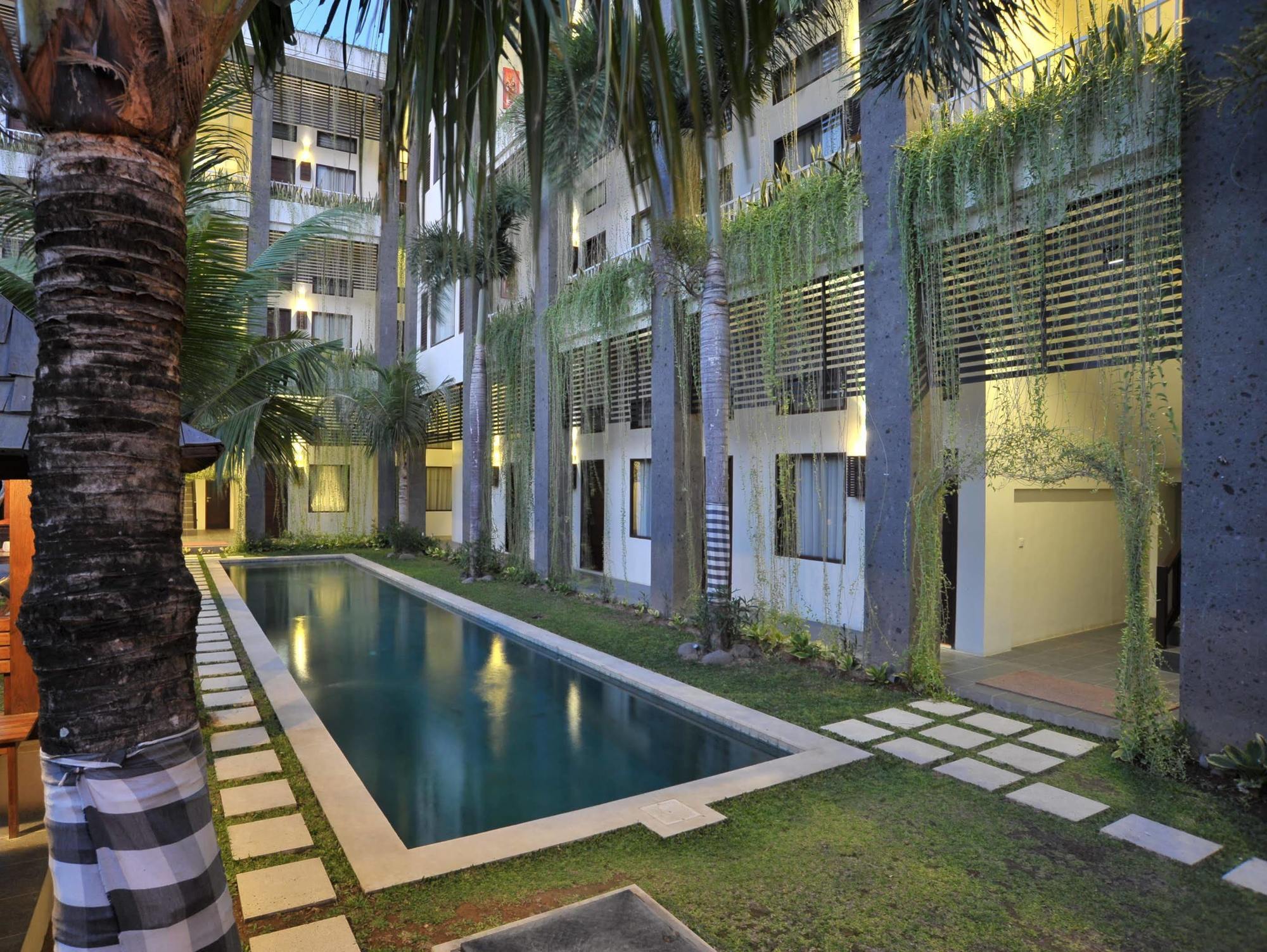 Ganga Hotel & Apartment Denpasar Eksteriør billede