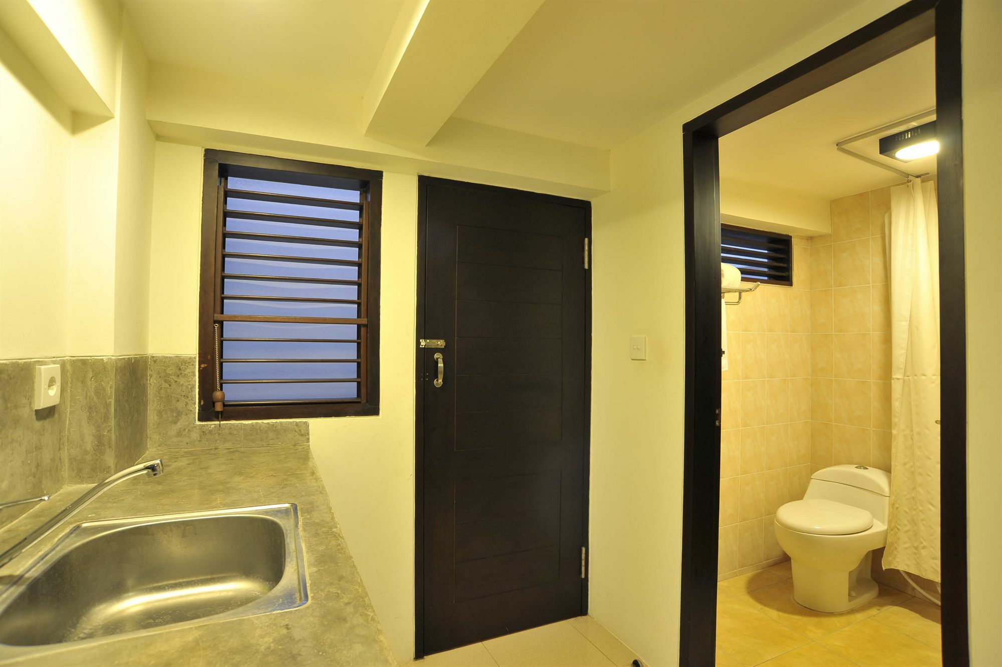 Ganga Hotel & Apartment Denpasar Eksteriør billede