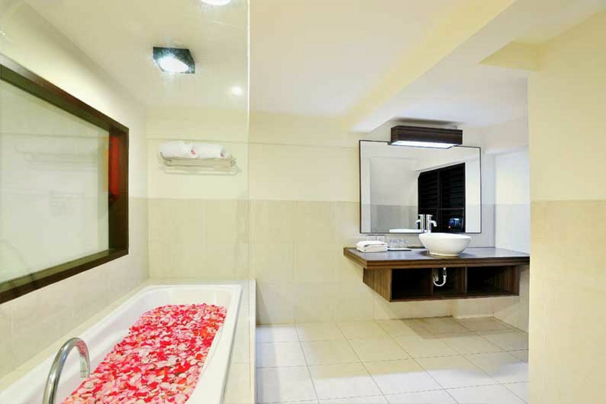 Ganga Hotel & Apartment Denpasar Eksteriør billede